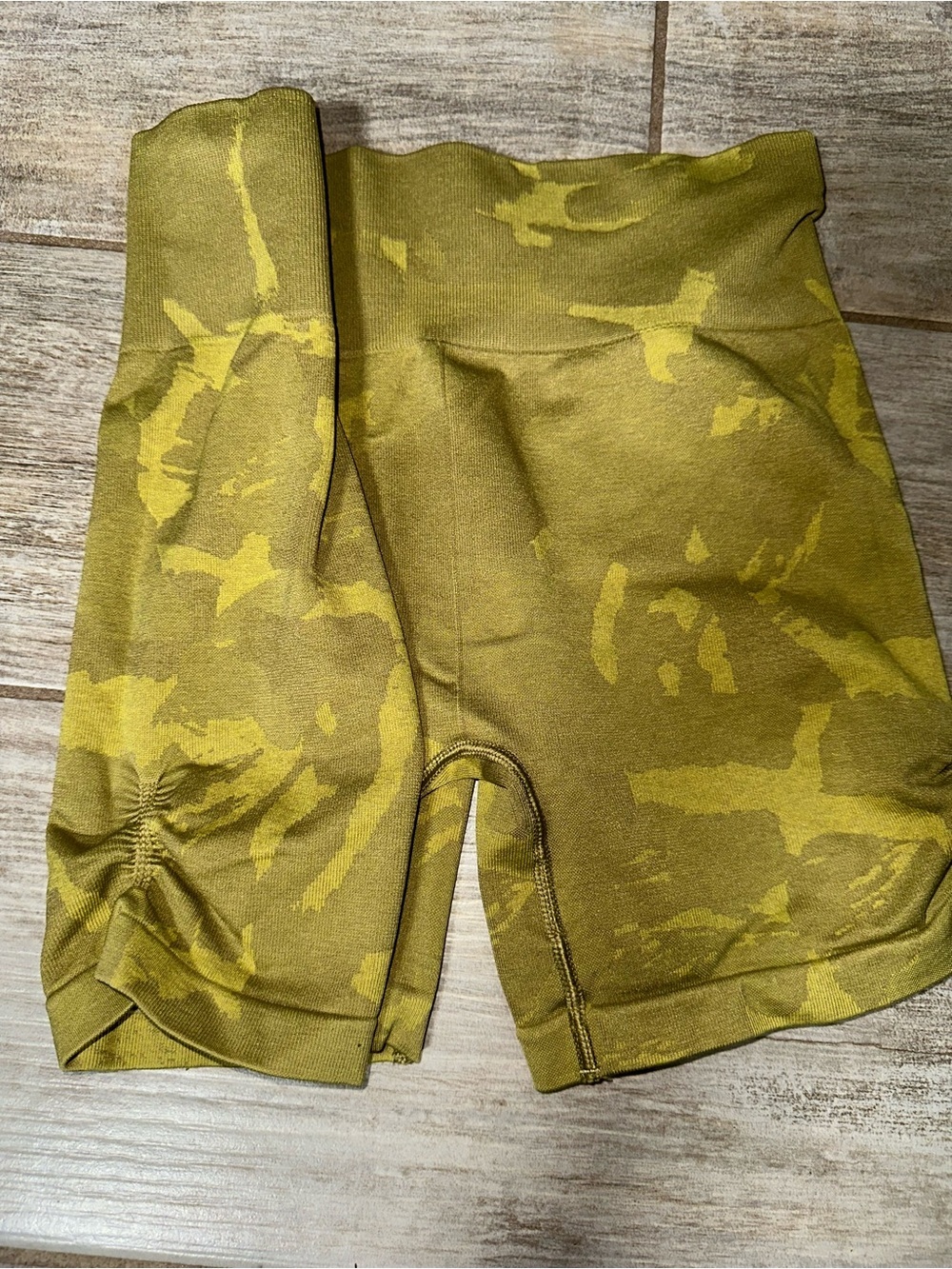 Gymshark seamless high-waist olive green workout shorts 🍃🐢 - Picture 8 of 8
